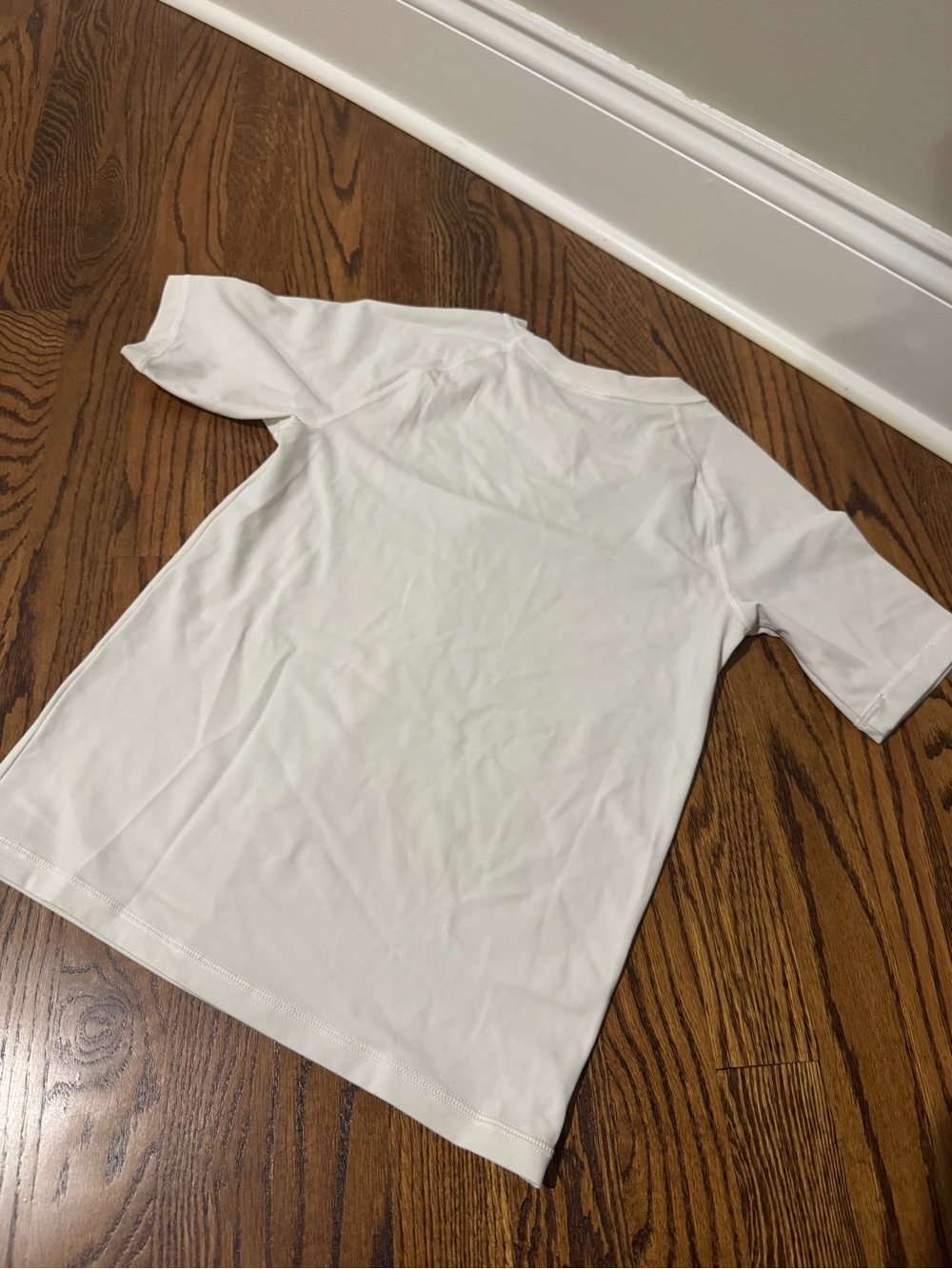 Hanna Andersson Kids White Short-Sleeve Swim Rashguard - Picture 2 of 4